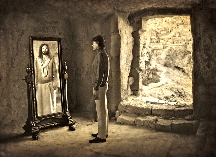 Renungan Harian, 6 Mei 2019: “Serupa dengan Yesus” (Yoh 6, 22-29)