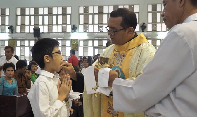 Renungan Harian, 10 Mei 2019: “Ekaristi Dalam Hidup Harian” (Yoh 6, 52-59)